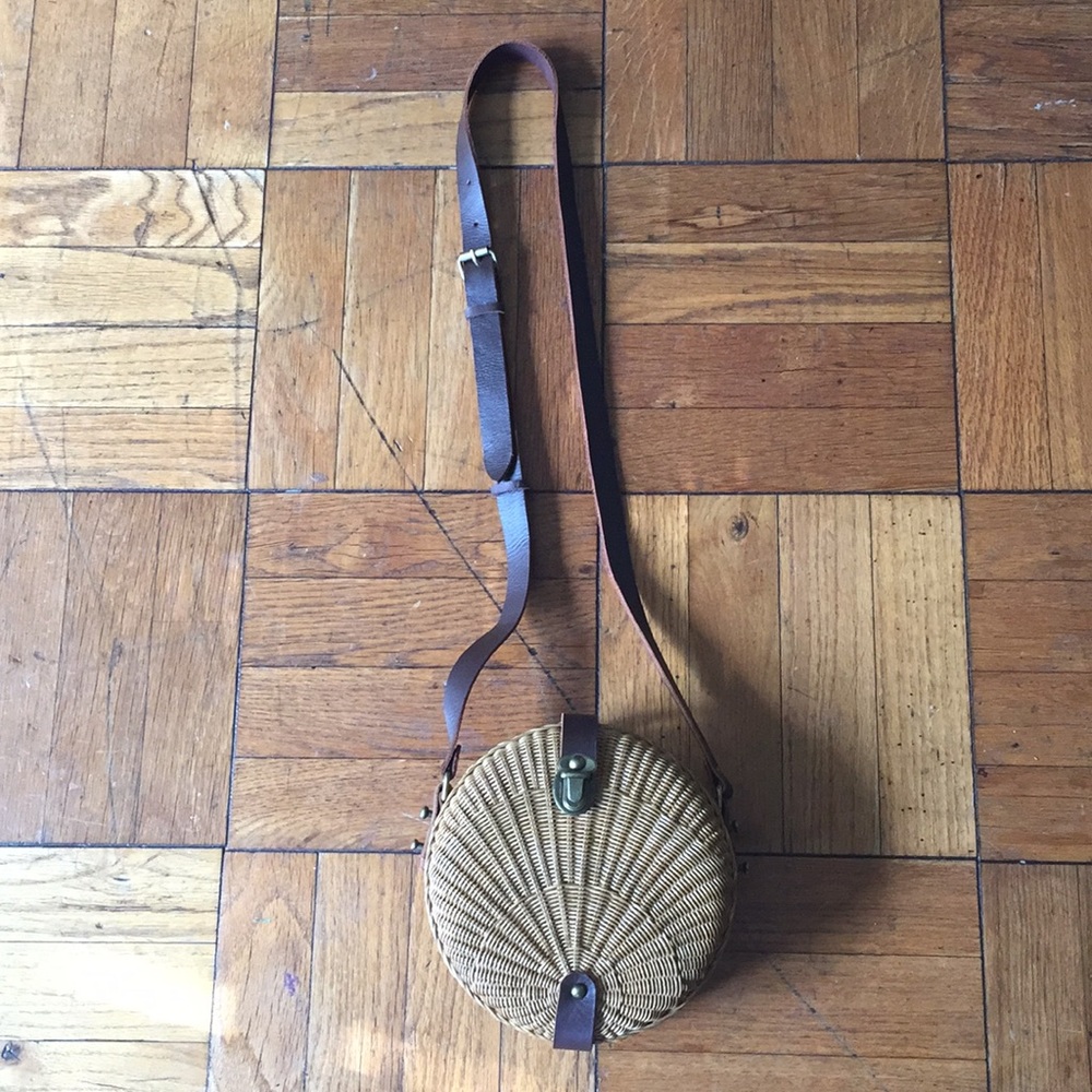 Crossbody bag